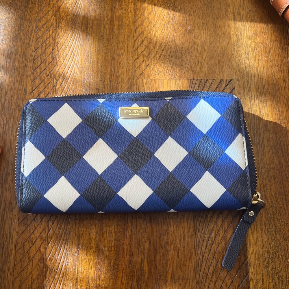 Clean wallet